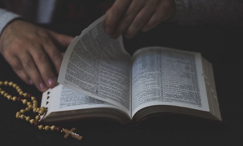 YON MALEDIKSYON BRIZE SOU LAVI YON JÈN FI KI TE FÈ TIBÈKILOZ